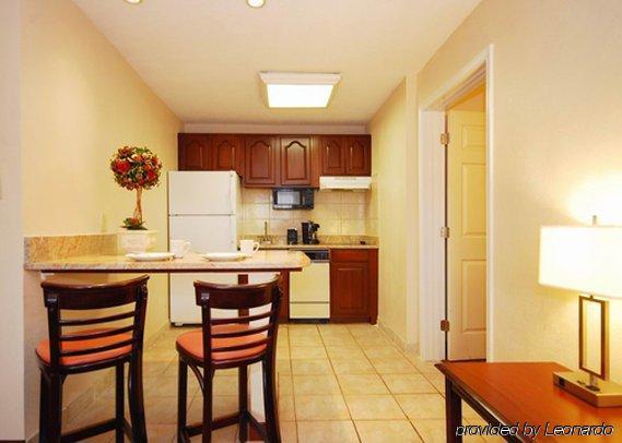 Quality Inn & Suites College Park Chambre photo