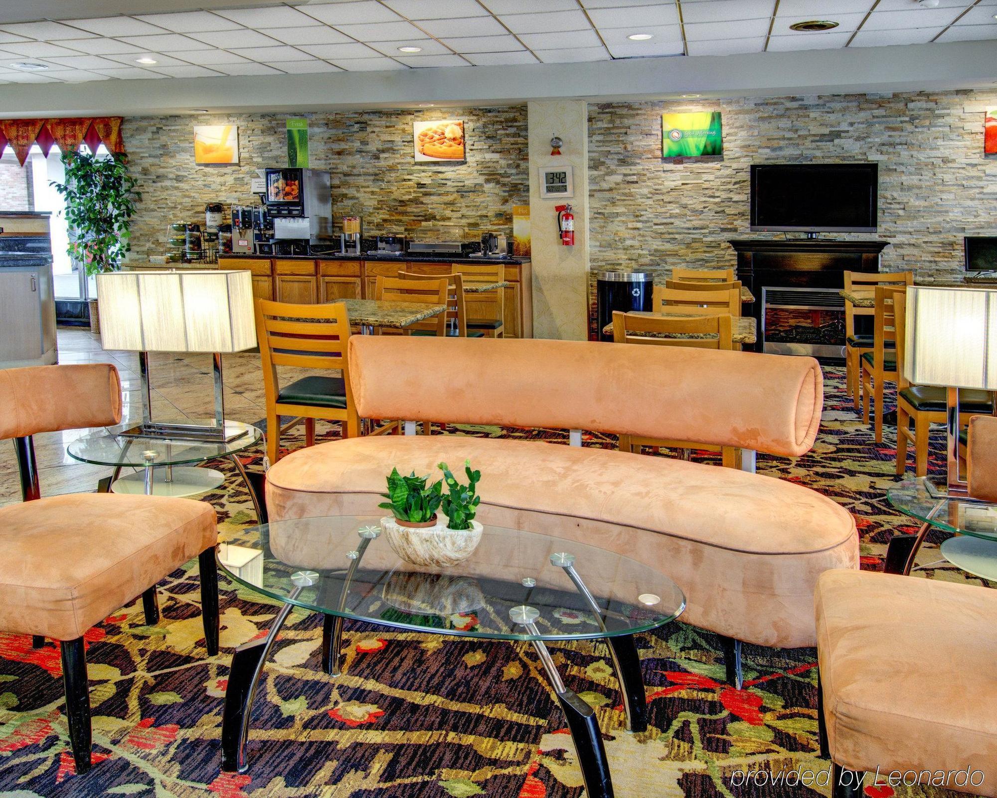 Quality Inn & Suites College Park Extérieur photo