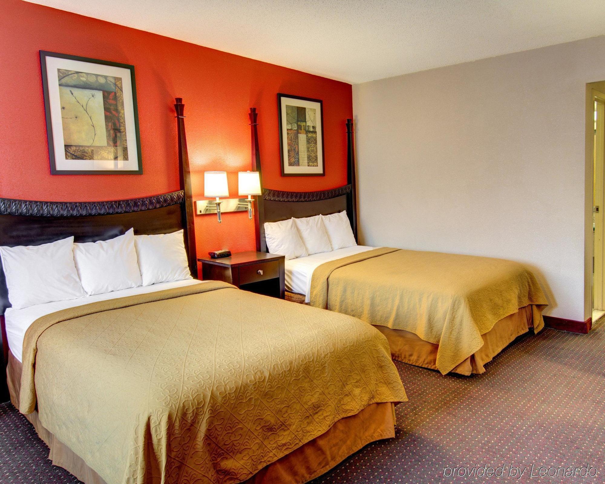 Quality Inn & Suites College Park Extérieur photo