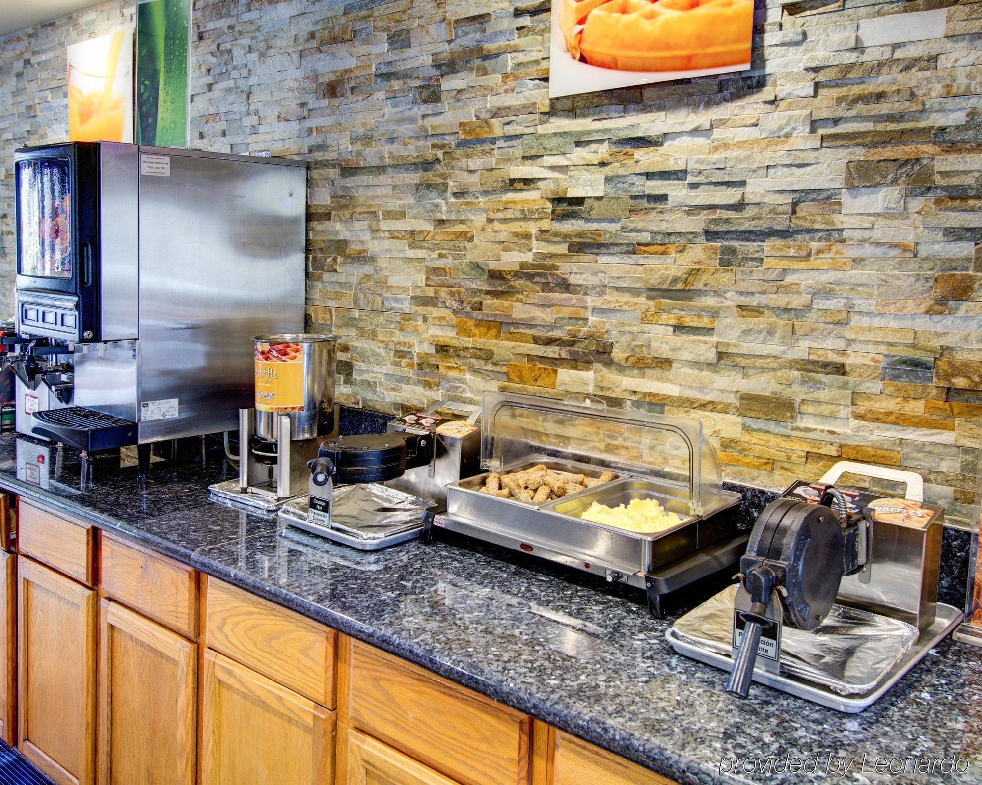 Quality Inn & Suites College Park Extérieur photo